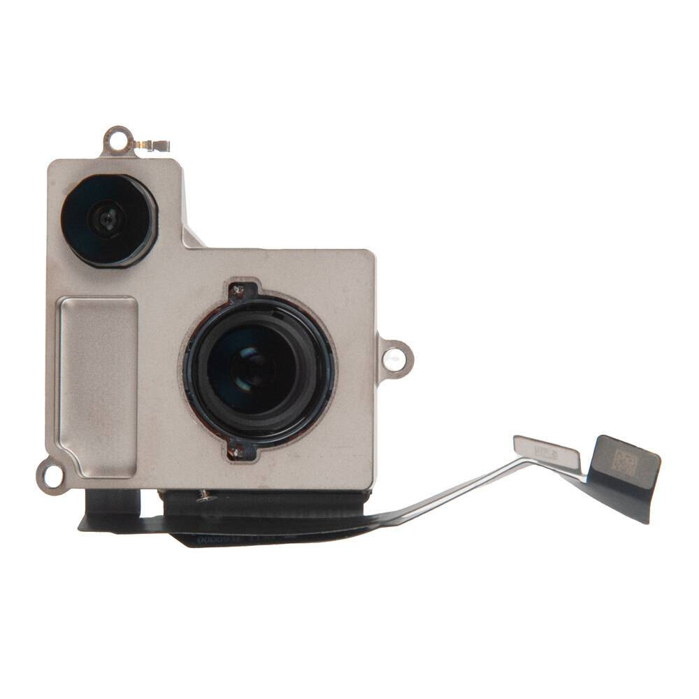 Задняя камера iPhone 15