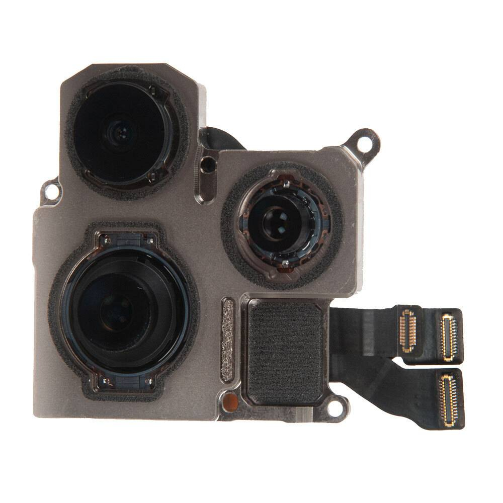 Задняя камера iPhone 15 Pro